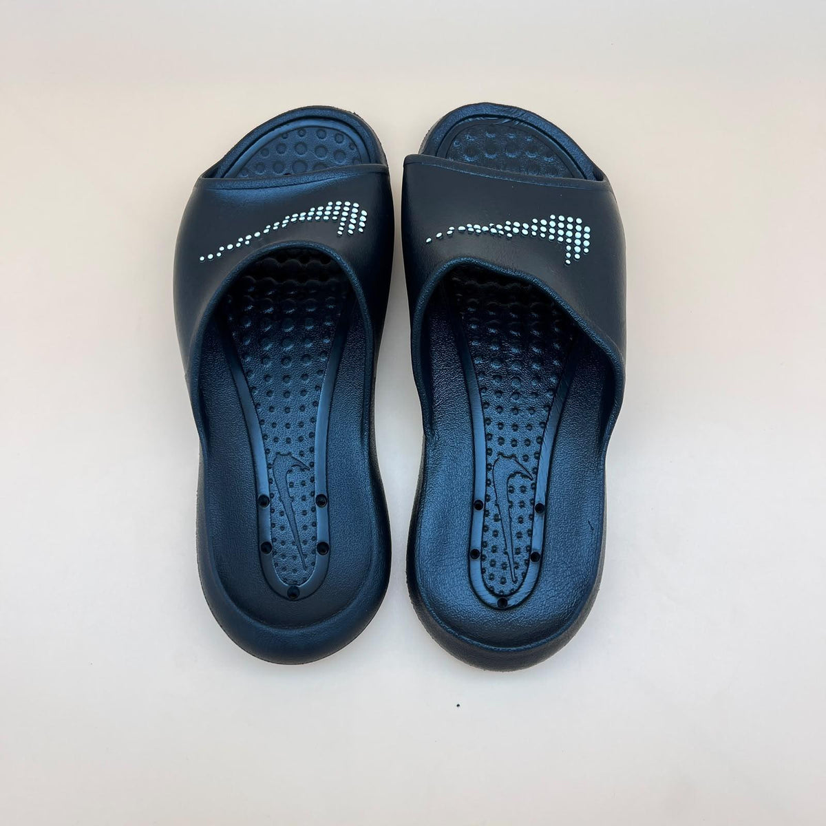 Nike Victori One Shower Slides - Navy