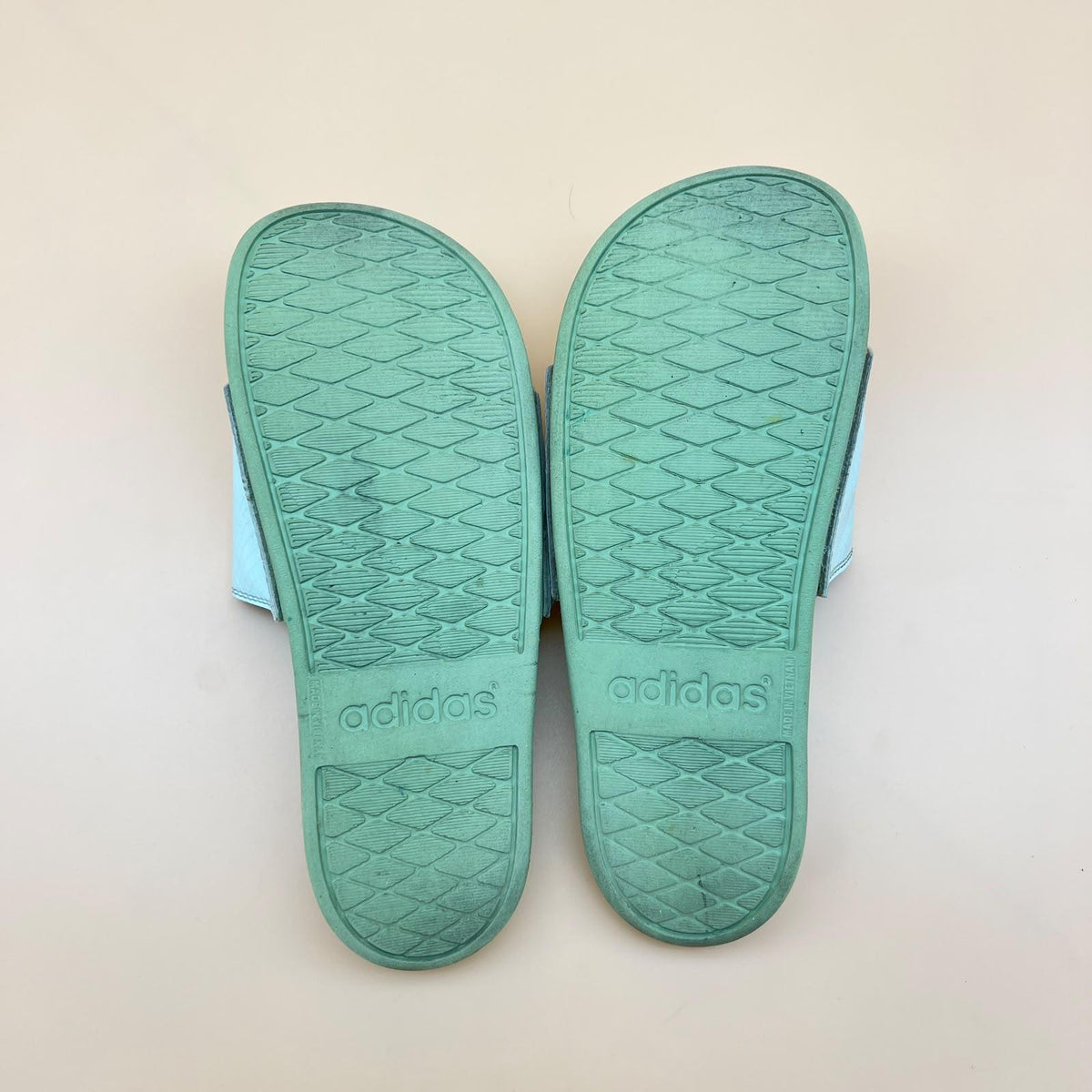 Adidas Adilette Comfort Slides - Mint/White