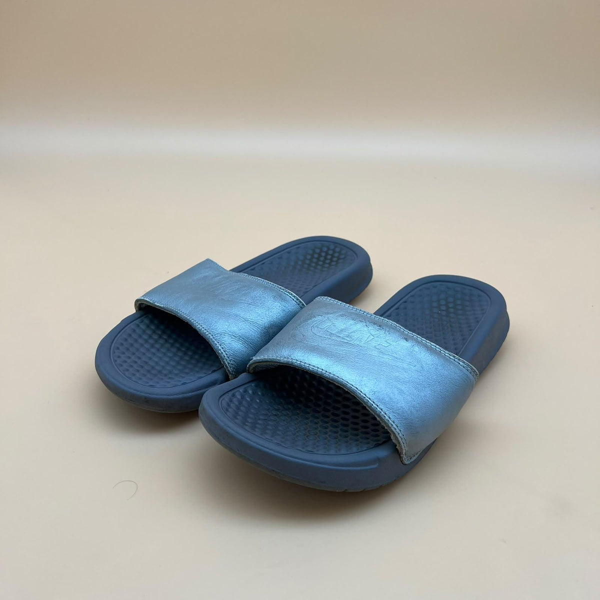 Nike Benassi Metallic Slides - Blue