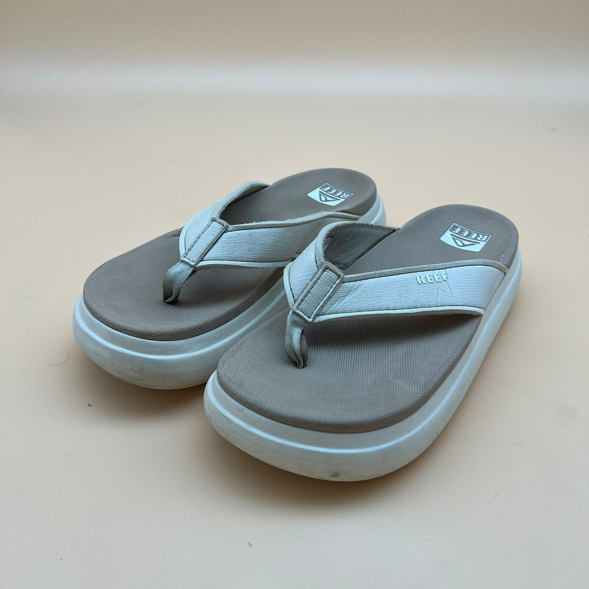 Reef Cushion Bondi Flip Flops - White