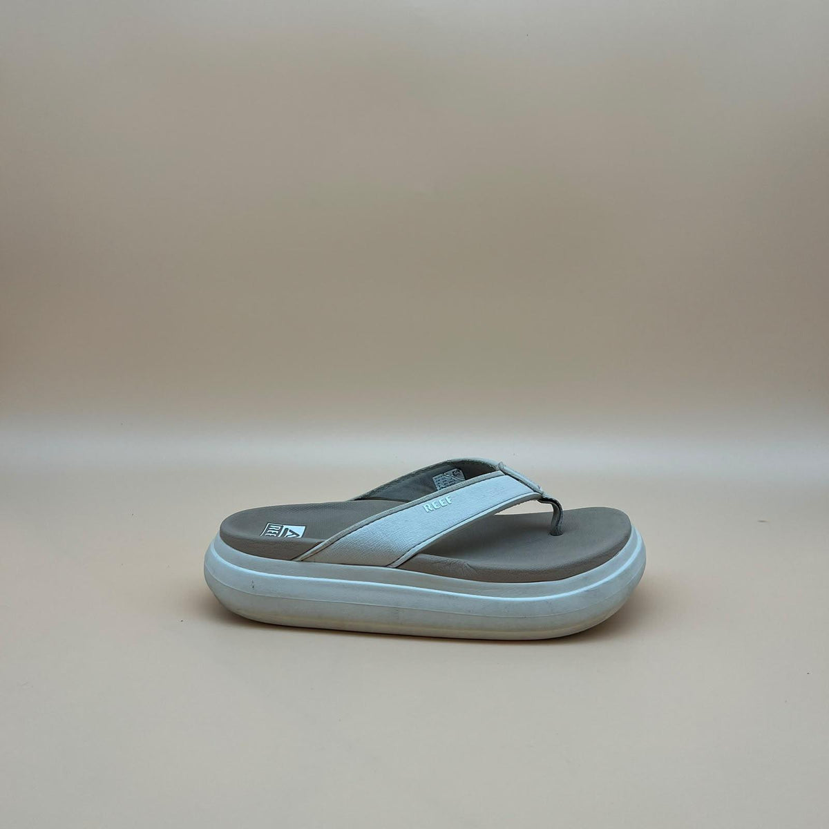 Reef Cushion Bondi Flip Flops - White