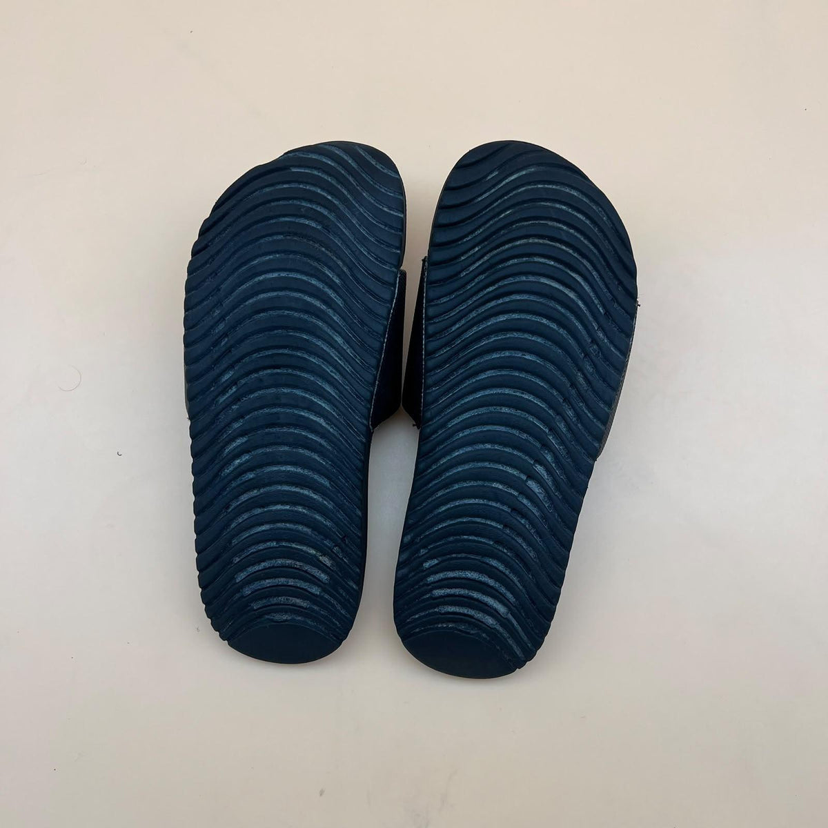 Nike Kawa Slides - Black