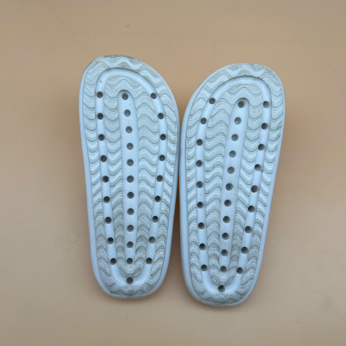 Skechers Arch Fit Pillow Slides - White