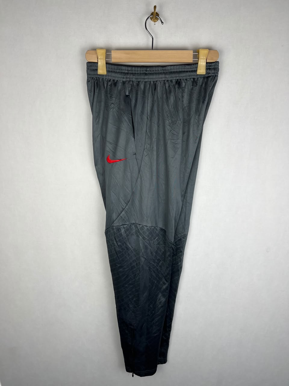 Nike Liverpool FC Men's Anthracite Grey Strike Training Track Pants