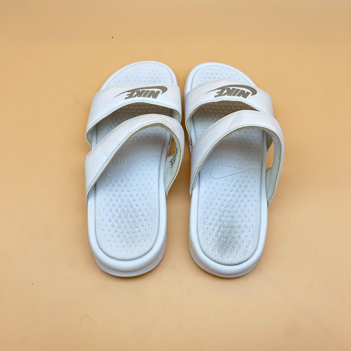 Nike Benassi Duo Ultra Slides - White
