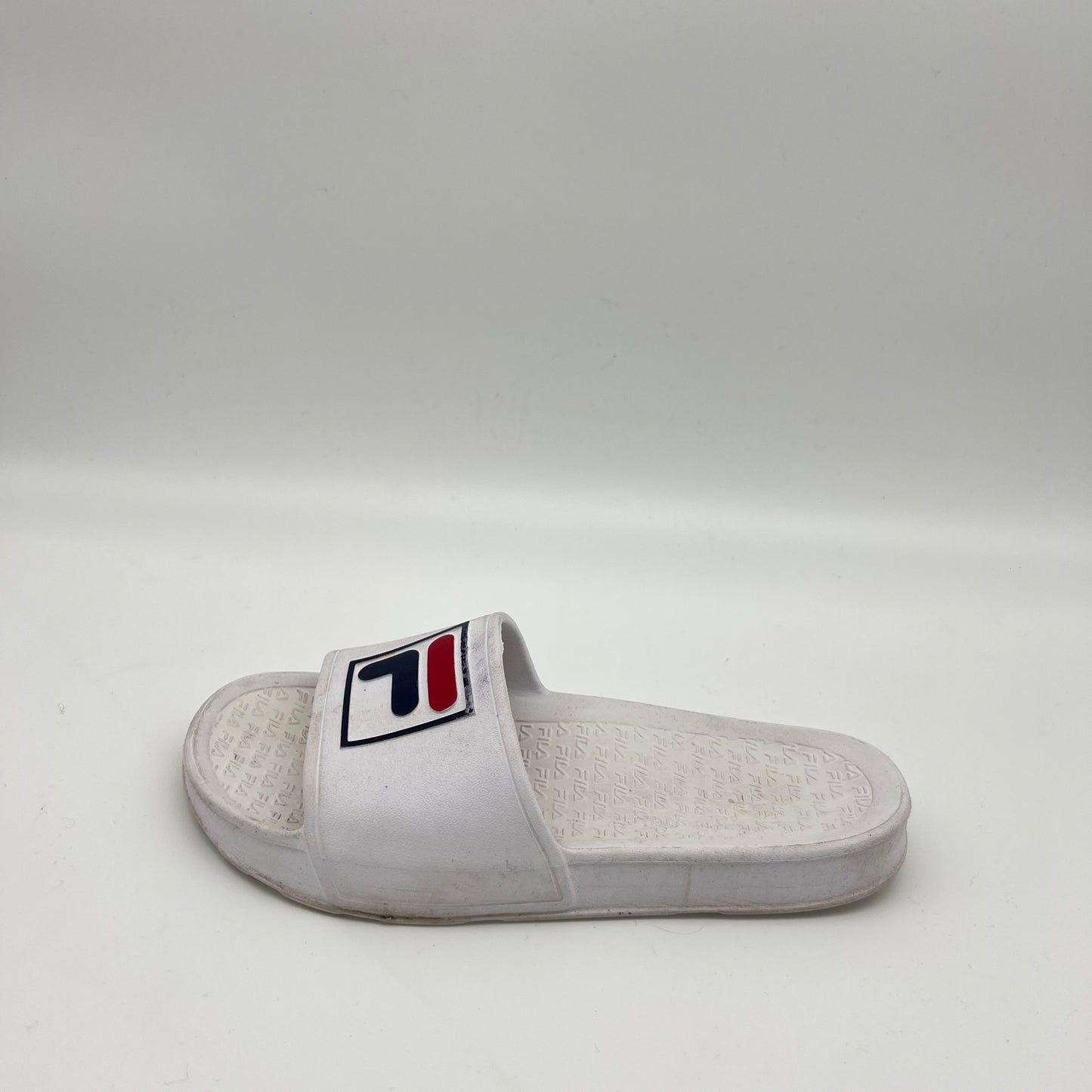 White Fila Drifter Slides